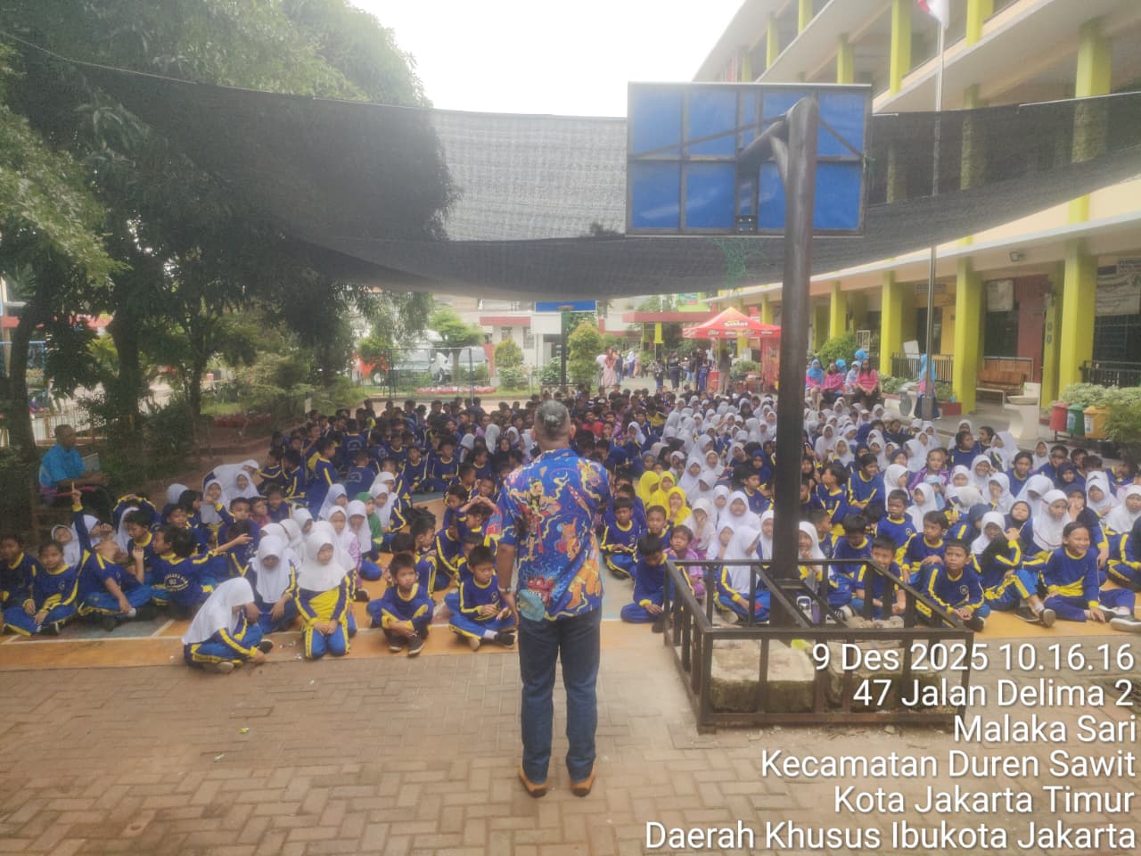 Wisata LiterAsyik Ke SDN Malaka Sari 03